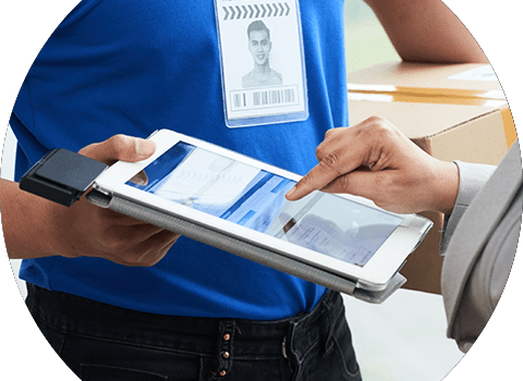 MetTel Geotab Marketplace Mobile Workforces Lower Cost – Person Signing Tablet Delivery